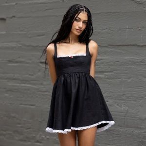 NWT Kitteny Adia dress - black - size small